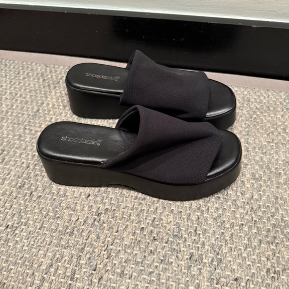 Shoedazzele Effie Black Platform Sandals US 8.5 - Picture 1 of 8